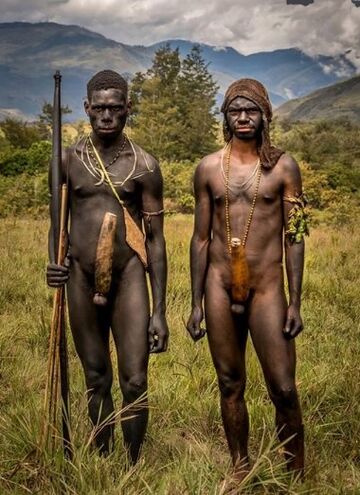 Männer des Stammes von Dani